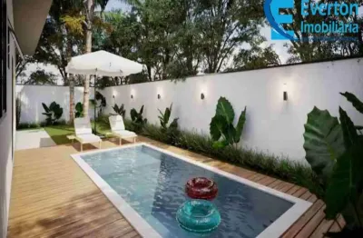 Casa térrea de 260 m², alto padrão, pé direito duplo, com 3 suítes e 6 vagas.