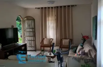 Casa com 3 quartos à venda no Vigilato Pereira, Uberlândia 