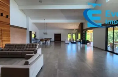 Fazenda com 12,12 alqueires, ou seja 58,66 hectares contendo uma sede simplesmente sensacional com 700 m² de construção em acabamento alto padrão !
