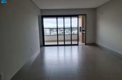Apto de alto padrão de 132 m², 3 suítes, com área de lazer e portaria virtual