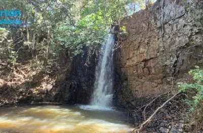 Sitio em Uberlândia MG para moradia ou exploração de pequenas atividades rurais