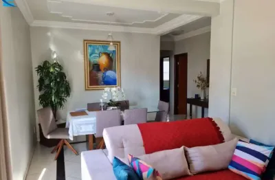 Apto 3/4 (1suíte), sala em 2 ambientes, área de serviço separada da cozinha, 2 vagas de garagem.