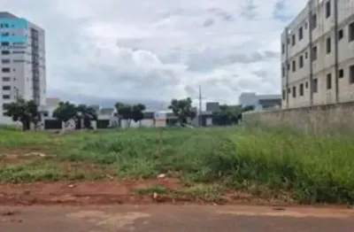 Terrenos no portal do vale, sendo lotes 1b-18 na rua olimpia palma do nascimento e 1b-31 na rua lazaro pereira dos santos, todos da quadra 14.