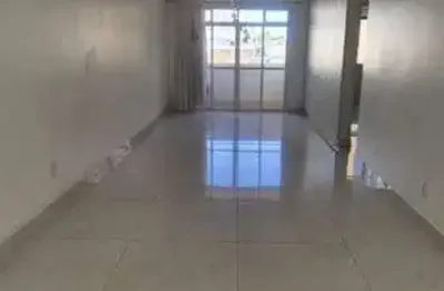 Apartamento de 121 m², sala em 3 ambientes, 3 quartos (1 suíte), 2 vagas, na região central de uberlândia.