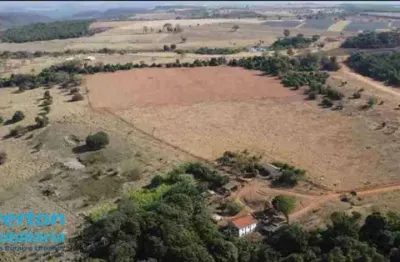 Oportunidade única: espaço espetacular de 447.726 m² à venda em araguari