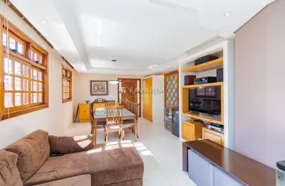 Casa com 3 quartos à venda na rua ney itiberê piá de andrade, santo inácio, curitiba, 129 m2 por r$ 860.000