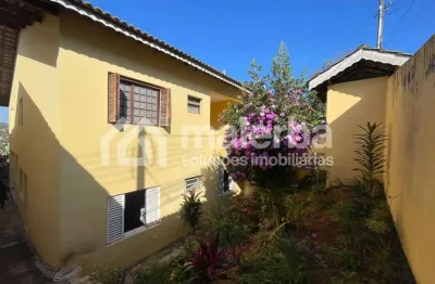 Casa com 3 quartos à venda no centro, jarinu  por r$ 790.000