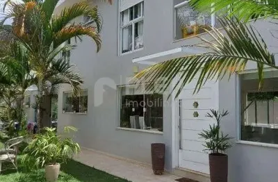 Casa com 3 quartos à venda na Alameda Espanha, 77, Roseira, Mairiporã