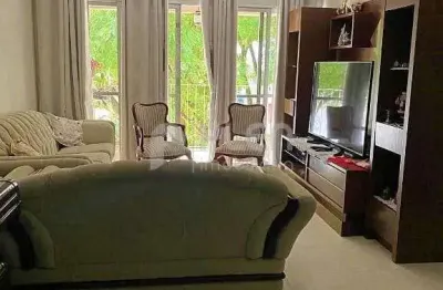 Amplo apartamento com  3 quartos , 1 suite, 2 vagas fixas  com 120m² . fica à 500 metros do metrô p