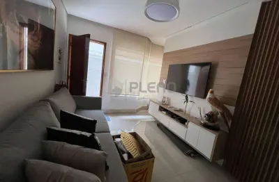 Este condomínio está localizado  perto do metro tucuruvi com 2 suítes e tem 68 metros