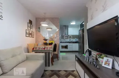 Casa com 2 quartos à venda na Rua Cirene de Oliveira Laet, 105, Vila Nilo, São Paulo