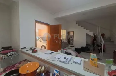 Casa com 3 quartos para alugar na Rua Márcio Humberto Gandolpho, 191, Imirim, São Paulo
