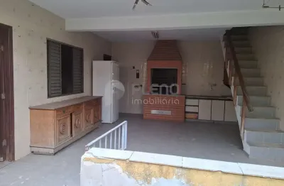 Casa com 3 quartos à venda na Rua Dona Martinha, 178, Santa Teresinha, São Paulo