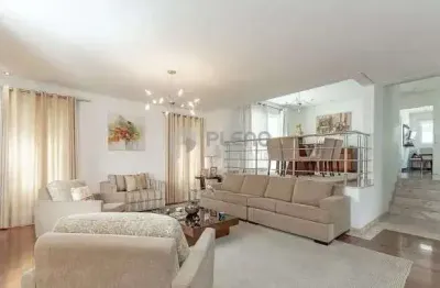 Casa com 5 quartos à venda na Rua Padre Cícero de Revoredo, 93, Vila Albertina, São Paulo