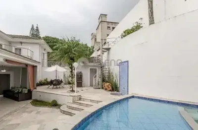 Casa com 5 quartos à venda na Rua Padre Cícero de Revoredo, 93, Vila Albertina, São Paulo