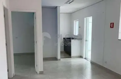Casa comercial com 2 salas para alugar na Rua Ezequiel Freire, 768, Santana, São Paulo
