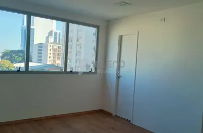 Sala comercial com 1 sala para alugar na Rua José Debieux, 35, Santana, São Paulo