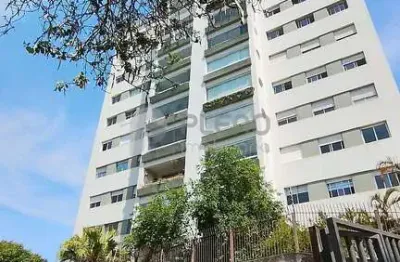Apartamento à venda 158m², todo reformado, 3 quartos, 1 suíte, 2 vagas fixas