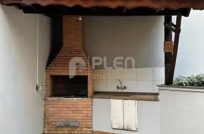 Sobrado dos sonhos no tremembé, com muito verde e tranquilidade