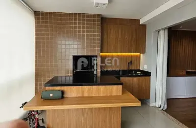 Apartamento reformado de 118 metros com 3 dormitórios e com Varanda Gourmet