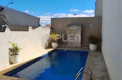 Casa com 3 quartos à venda na Rua Salomé Queiroga, 584, Vila Carrão, São Paulo