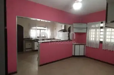 Casa com 3 quartos à venda na Rua Antônio Pires, 201, Vila Albertina, São Paulo