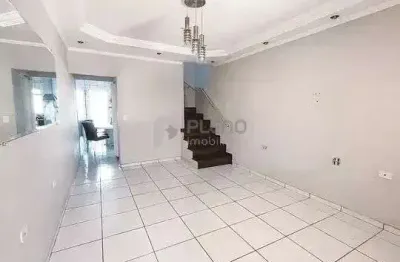 Casa com 3 quartos para alugar na Rua Campo Comprido, 332, Vila Romero, São Paulo