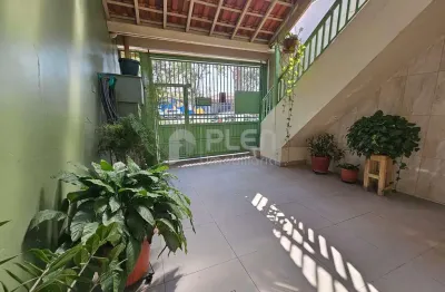 Casa com 4 quartos à venda na Avenida Manuel Antônio Gonçalves, 244, Jardim Guanca, São Paulo