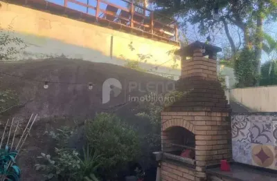 Casa à venda em condomínio fechado com 142m² no horto florestal com 4 quartos, 2 vagas,