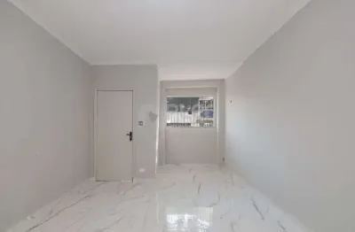 Casa comercial com 6 salas para alugar na Rua Doutor Zuquim, 358, Santana, São Paulo