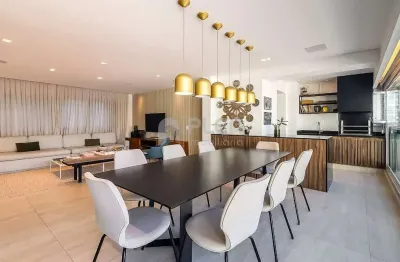 Apartamento para venda em Moema com 3 quartos, sendo 3 suítes, 158m², São Paulo, SP