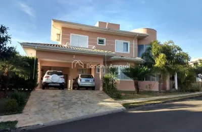 Casa de condomínio com 3 quartos e 5 banheiros à venda, 220 m² - valinhos