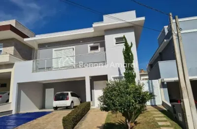 Espetacular casa em condomínio com piscina e espaço gourmet em valinhos