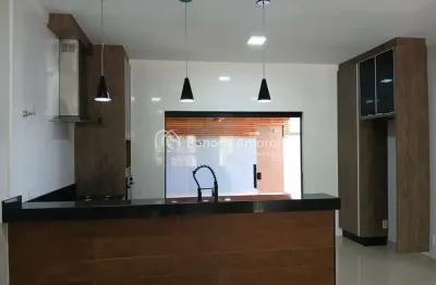 Linda casa térrea com 3 suites em condomínio de sumaré
