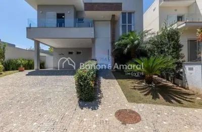 Casa alto padrão com piscina e gourmet em condomínio clube completo