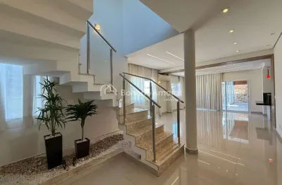 Sobrado para locação com 03 quartos no condomínio residencial terras do cancioneiro, parque brasil 500, paulínia.