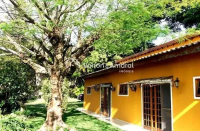 Casa Térrea à Venda no Clube de Campo Valinhos - Viva em Harmonia com a Natureza