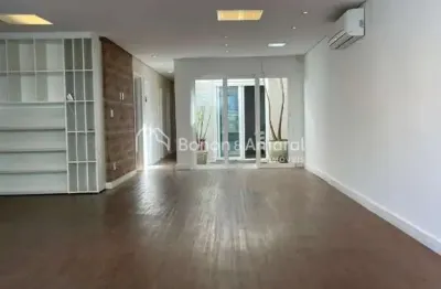 Casa comercial para locação com salão, 3 salas, elevador, 208 m² no cambuí