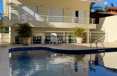 Casa de alto padrão com 4 quartos, 2 suítes, piscina, 340 m² no condomínio villagio del hipica