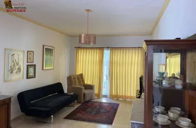 Casa térrea com área de 300m² - na melhor localização do brooklin.