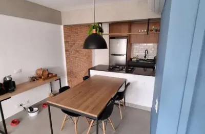 Belíssimo apartamento de 1 suíte com sala ampliada, 1 vaga a venda no brooklin.