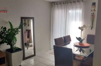 Venda de apto com 2 dormitórios - vila sta catarina