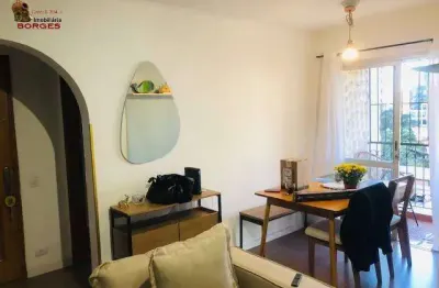 Vila olímpia com terraço, vaga demarcada e uma localização invejável!!