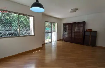 Apto. local nobre-prox. metro-rico em armários, terraço, confira!!!