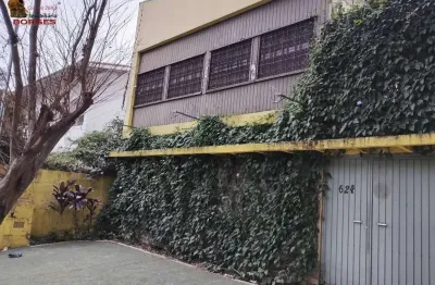 Casa comercial para alugar na Rua Guararapes, Brooklin, São Paulo