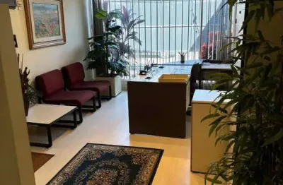 Casa totalmente comercial  - venda na av dos bandeirantes, moema zona sul!!