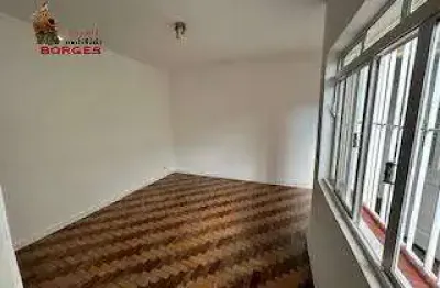 Locação no brooklin - casinha  independente  -  1 dormitório com quintal..