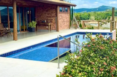 Um sonho de chácara com conforto, paz e segurança - oportunidade