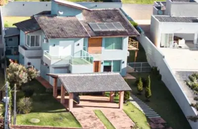 Lindo sobrado com 400 m2 de área privativa, em águas de são pedro