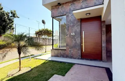 Casa no condominio novo campestre, recém construída, com 325,00 metros de terreno e 152,00 metros de construção; possui cozinha integrada; com 3 quartos, sendo 1 suíte; lavabo; piscina aquecida; despe